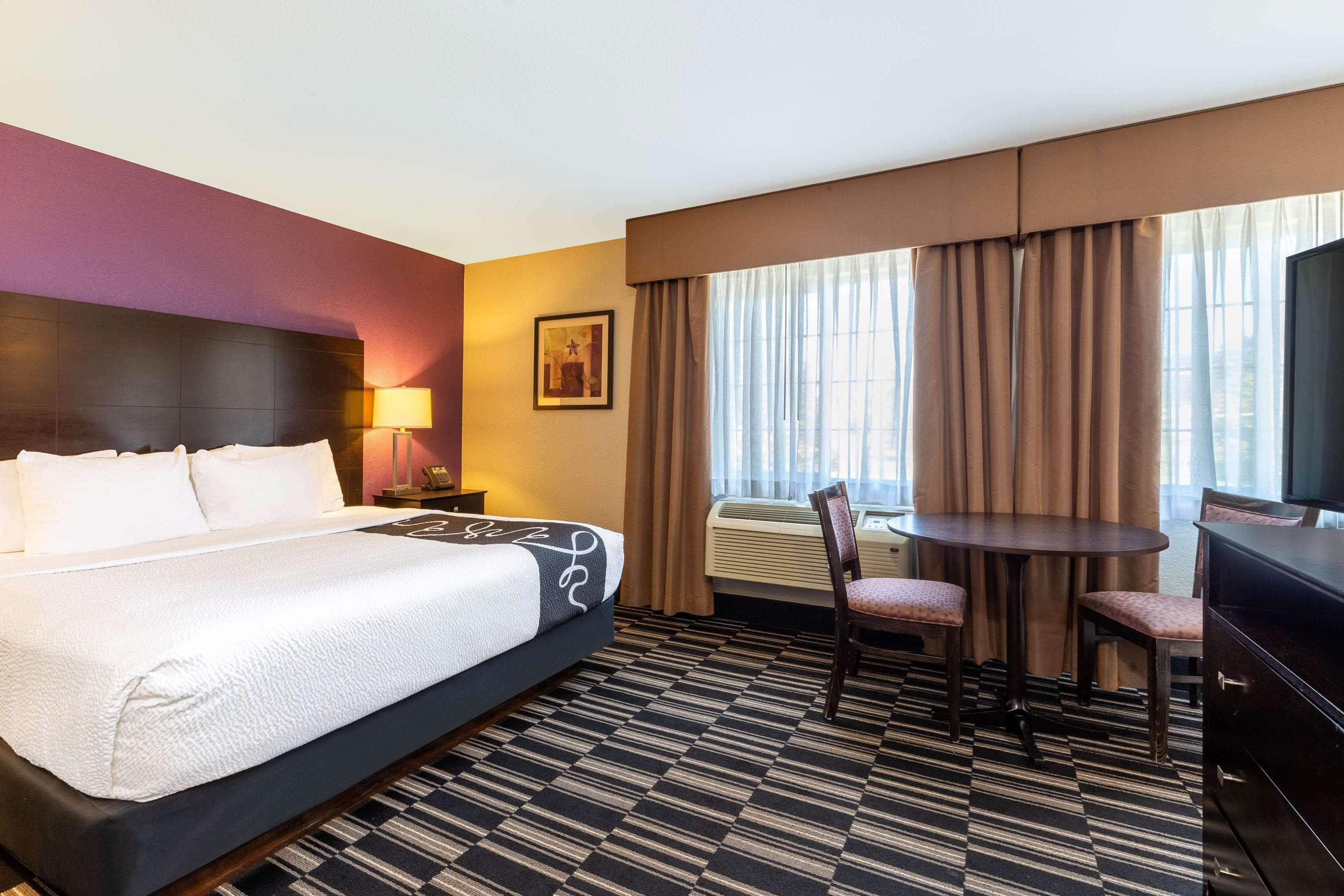 La Quinta By Wyndham Spokane Valley Exterior photo